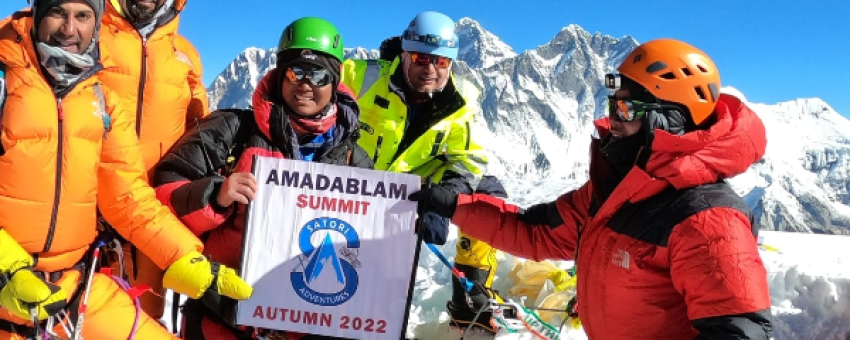Amadablam Summit - Satori Adventures