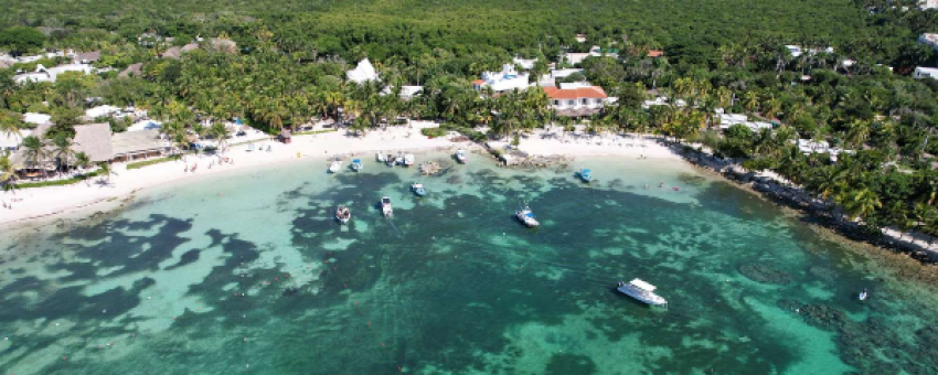 Akumal vue du drone - ELECTRIC BIKE RENTAL