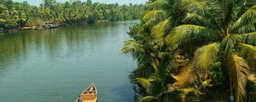 Back water Kerala - Shivalik Holidays