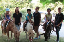 Balade en poney - ©Camping l'Ambois