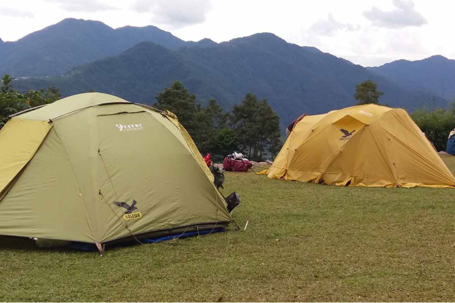 randonnée en camping dans le Kanchenjunga - Yatri Trekking
