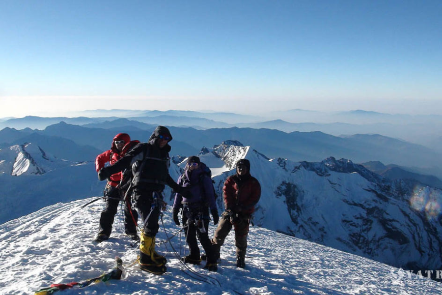 Sommet du pic Mera - Yatri Trekking