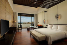 Deluxe Room - Panoramic View - Deluxe Room - Panoramic View