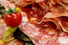 Plateau de dégustation Charcuterie - Marché des capucins - Bordeaux - La table de Don Quichotte