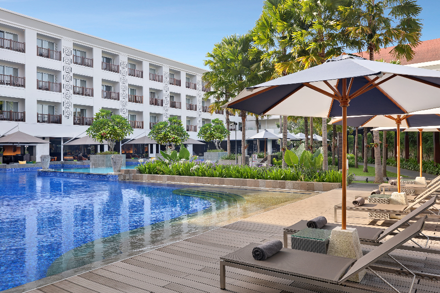 Swimming Pool - Grand Mercure Bali Seminyak