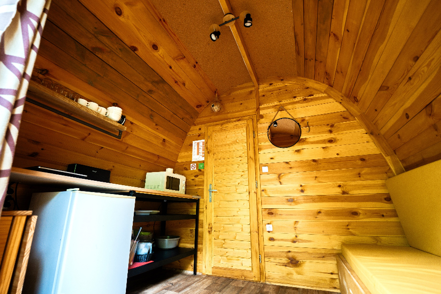 hébergement insolite-chalet en bois-glamping à camping l'Amitié au bord de l'eau à Trébas-Tarn, Vallée du tarn, Gorges du Tarn proche - camping l'Amitié au bord de l'eau à Trébas-Tarn