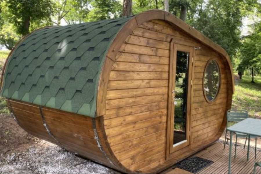 Location d'une cabane étape Barbacabane au camping de la Plage de Seurre - Drôle de cabane