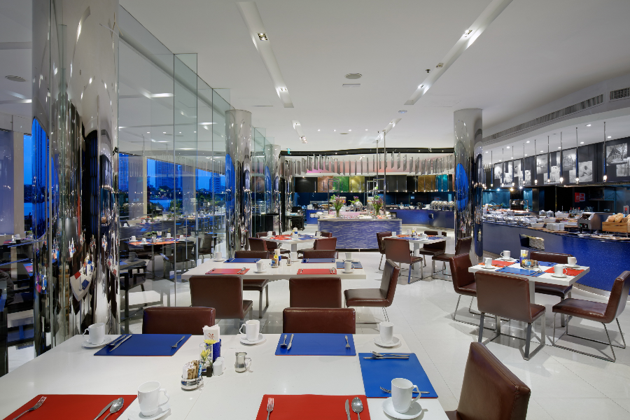 Terrace@72 buffet restaurant - ramada