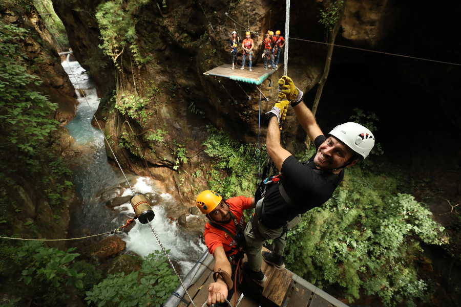 Tarzan - Hacienda Guachipelin