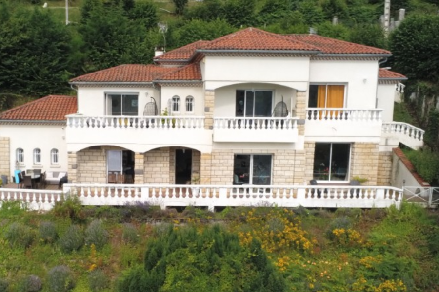 La Villa - Gîte - Ma villa au bord de l'eau