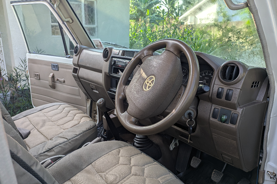 Land Cruiser with Rooftop Tent – Explore Tanzania Under the Stars - Gladiola Adventure L.t.d