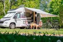 Emplacement cam - ©Camping Yelloh Saint Emilion