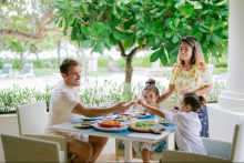 Family Dining at Salsa Verde Italian Restaurant - Grand Hyatt Bali