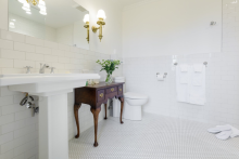 Salle de bain Suite Panoramique - StoneHaven Le Manoir ı Relais & Châteaux
