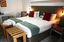 Twin room - Copyright