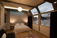 PI ATHENS HOTEL