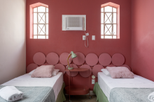 Chambre 7 - 2 Lits Simples avec Climatisation et Ventilateur - leila viegas