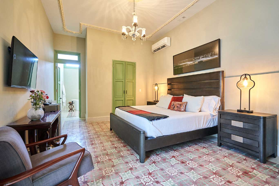 HOTEL ANIMAS Y VIRTUDES