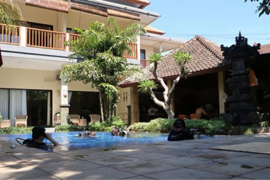 KURA KURA DIVERS LODGE