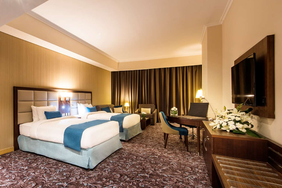 GOLDEN TULIP