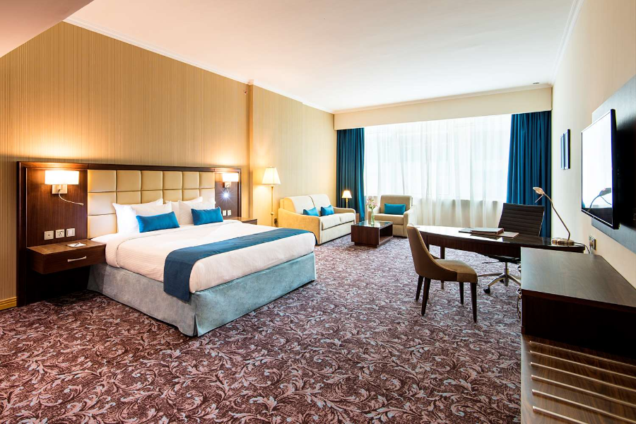 GOLDEN TULIP