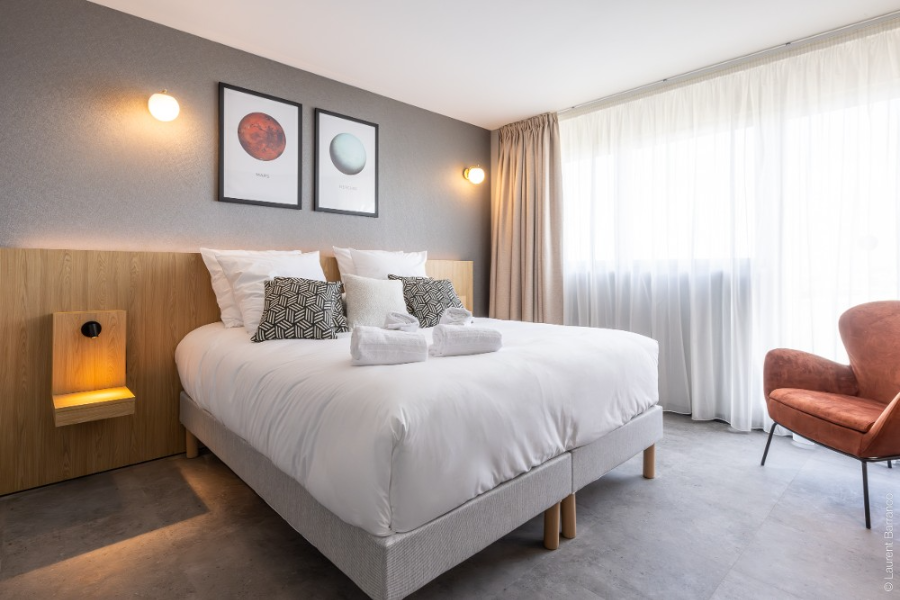 SEVEN LINE APARTHOTEL