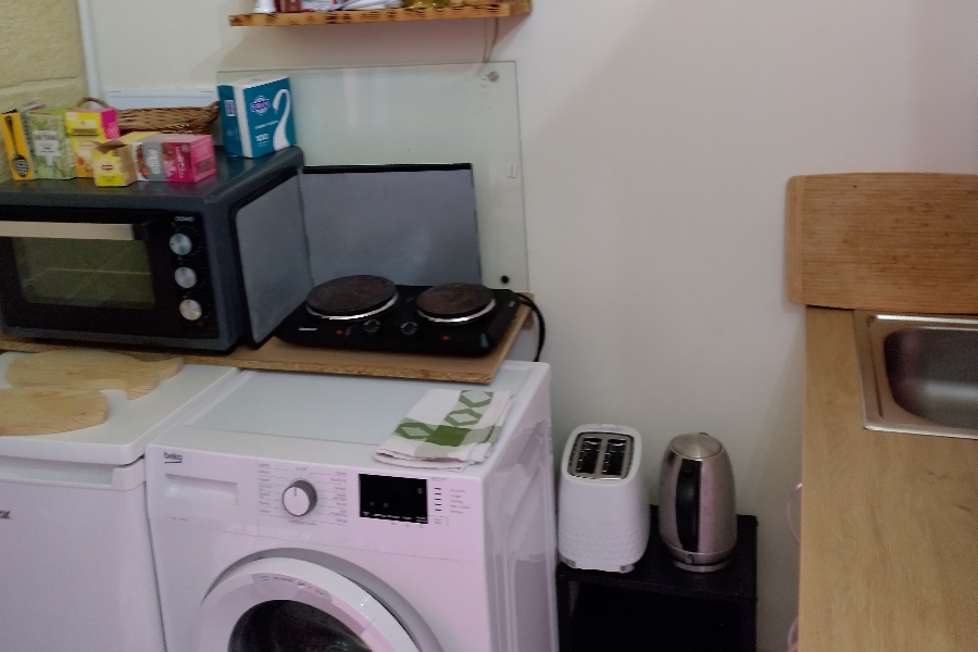 Room 1 - Triesti Home