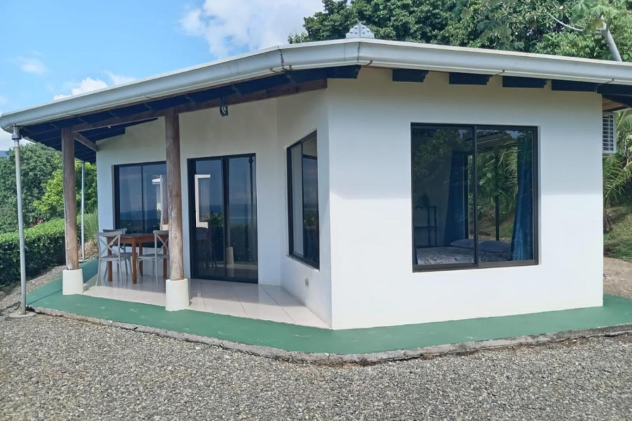 BALLENA PARAISO LODGE