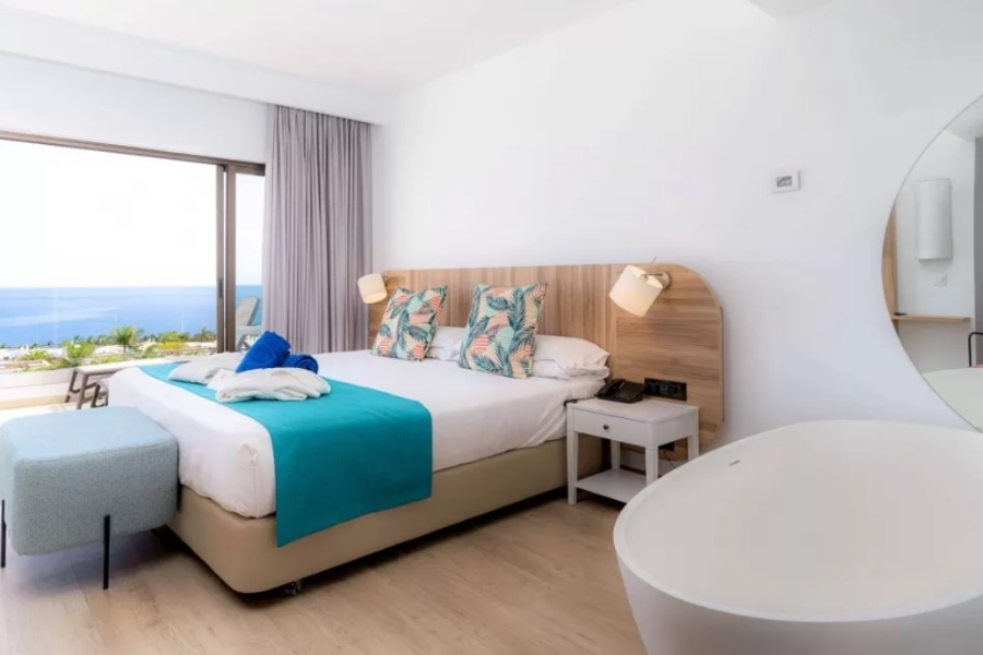 HOTEL COSTA CALERO THALASSO & SPA
