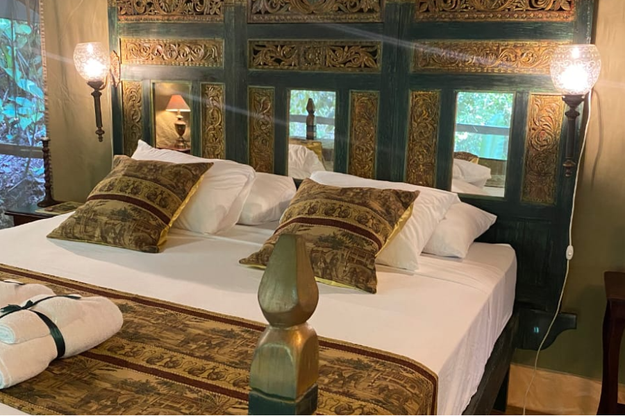 Kippling king size bed - @colinasecreta