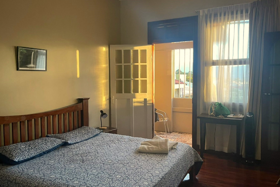 chambre avec salle de bain privée - oui