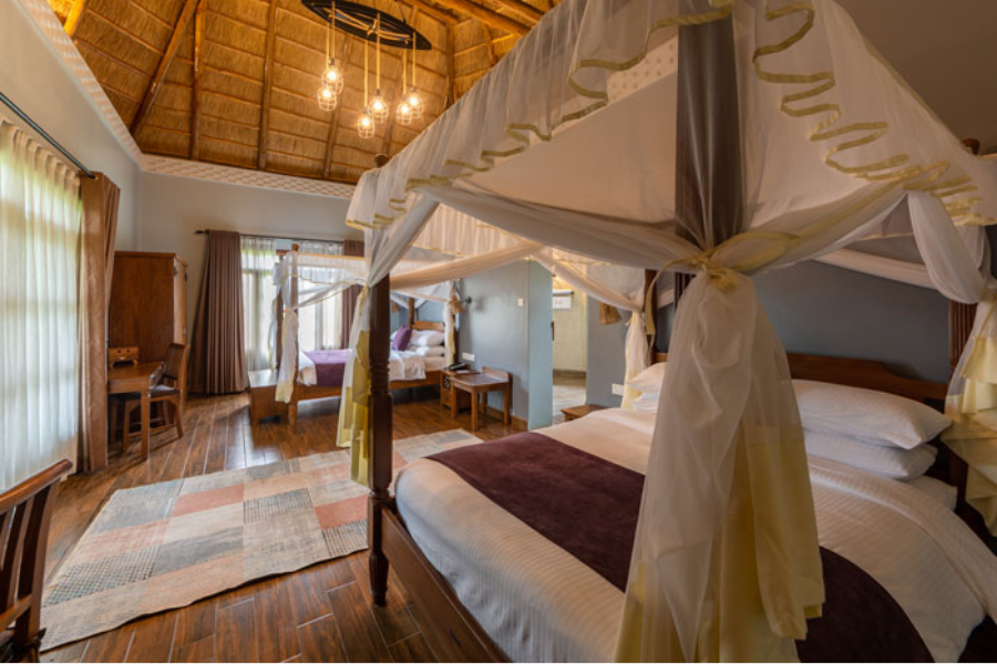 EMBURARA FARM LODGE