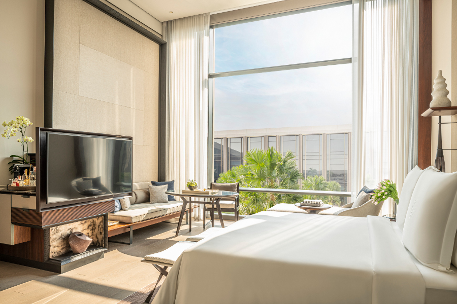 Deluxe Palm Court Room - yes