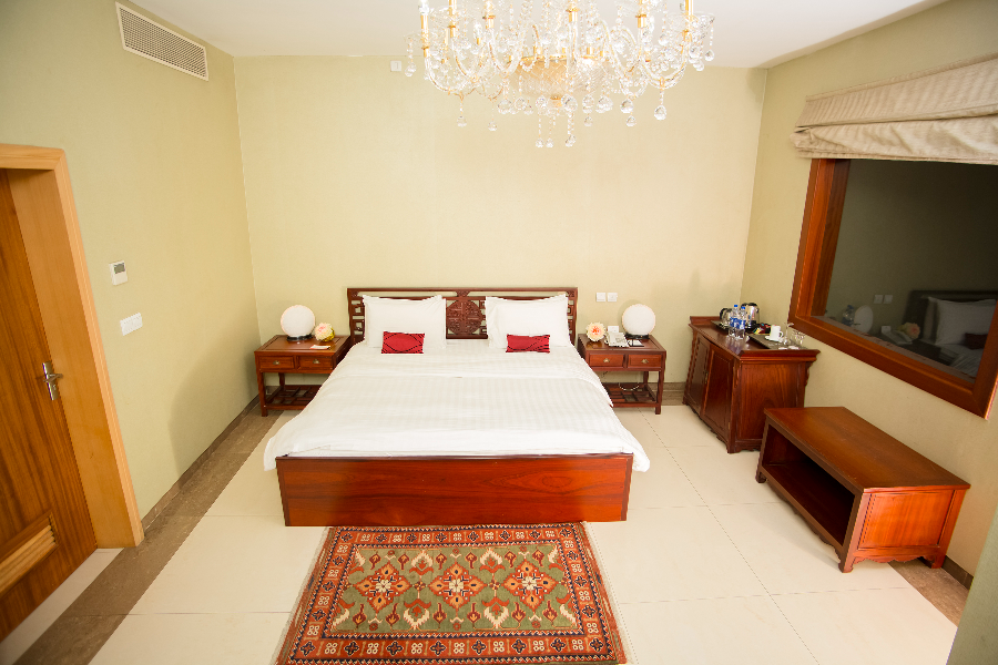 ORIENTAL HOTEL