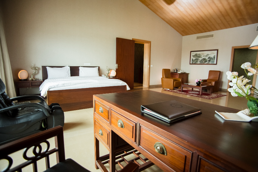 ORIENTAL HOTEL