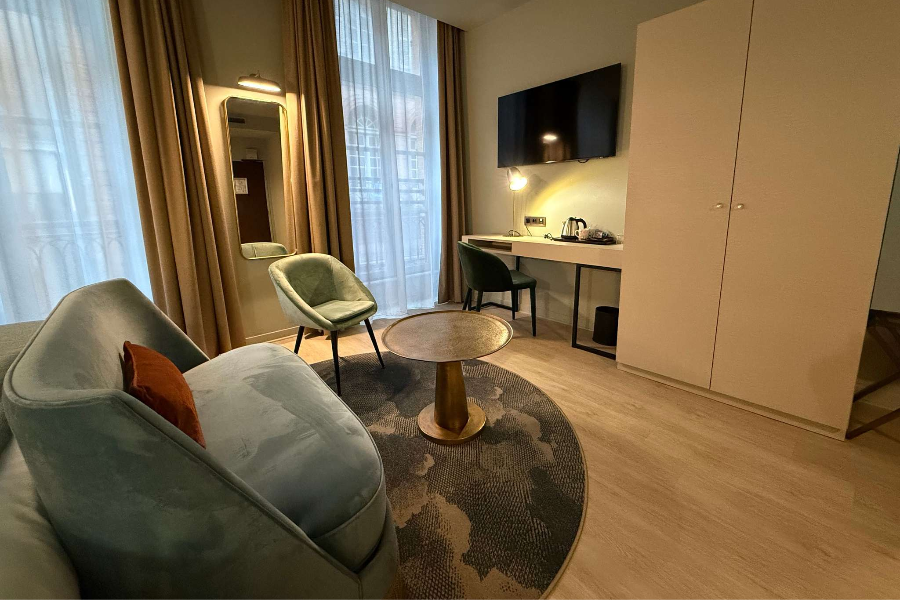 HOTEL MERCURE