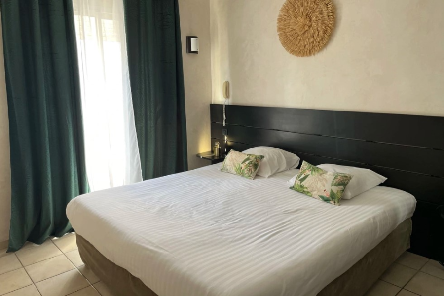 HÔTEL SYNAYA