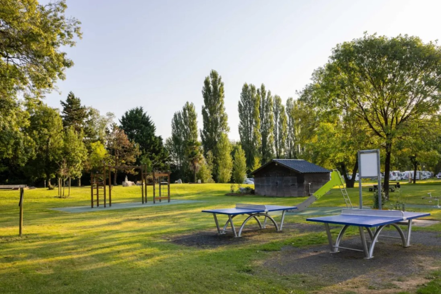 CAMPING SAINTES GRANDES RIVES