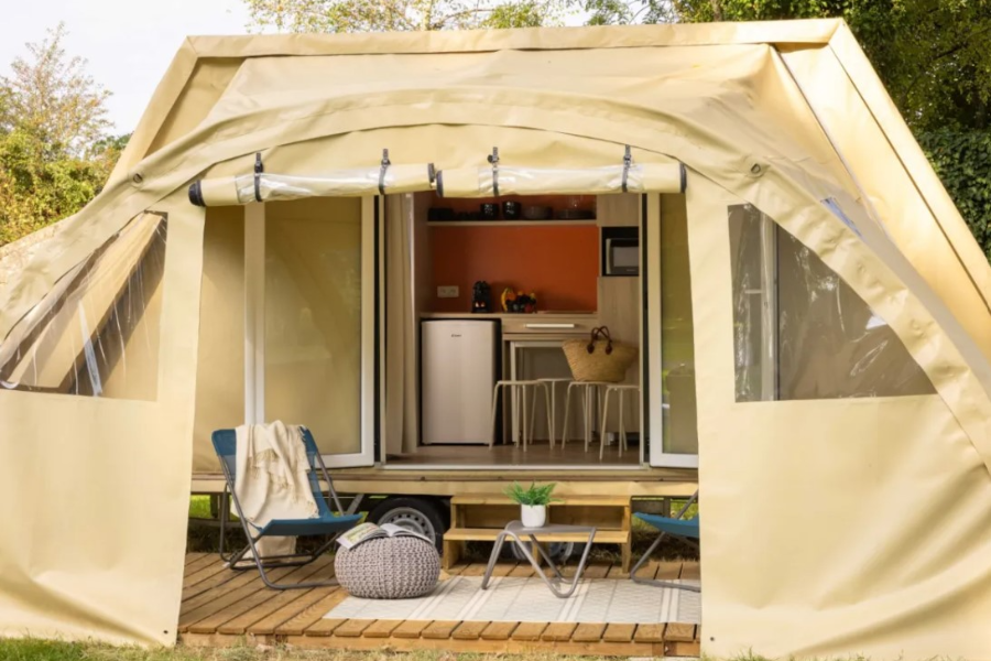 CAMPING SAINTES GRANDES RIVES