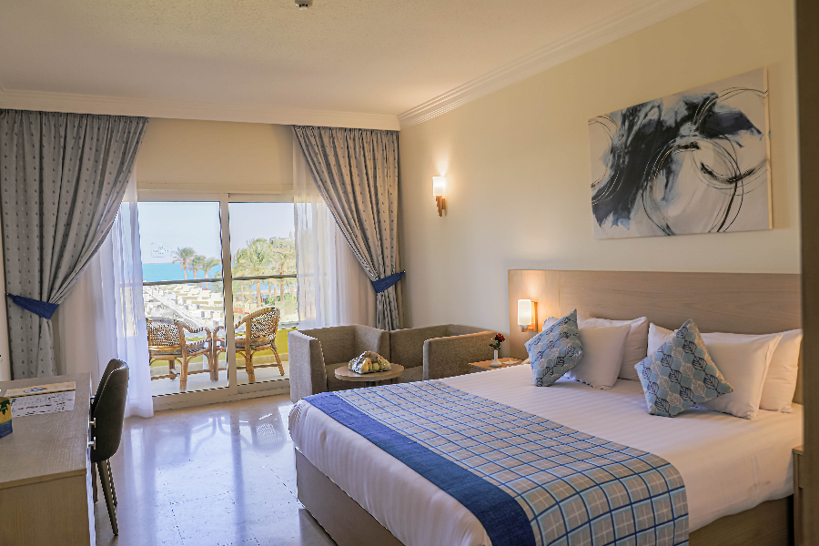 PALM BEACH RESORT
