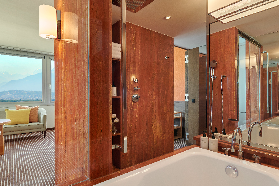 Bathroom Junior Suite Vue Lac - InterContinental Genève