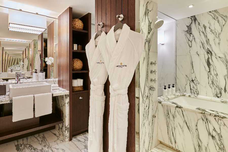 Bathroom Suite One Bedroom Vue Lac - InterContinental Genève