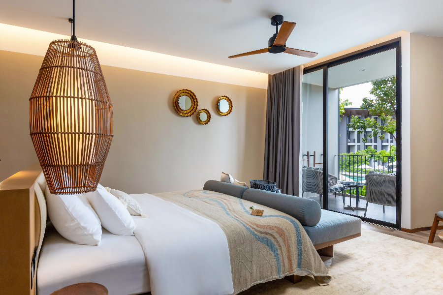https://www.varanahotel.com/accommodation/luxe-plus-pool-view - https://www.varanahotel.com/accommodation/luxe-plus-pool-view
