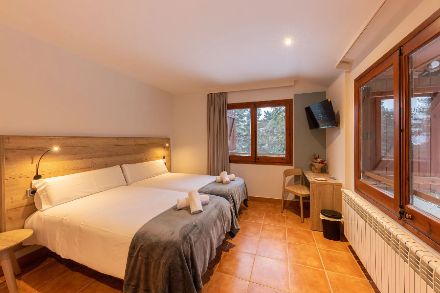 HÔTEL CAMP DEL SERRAT