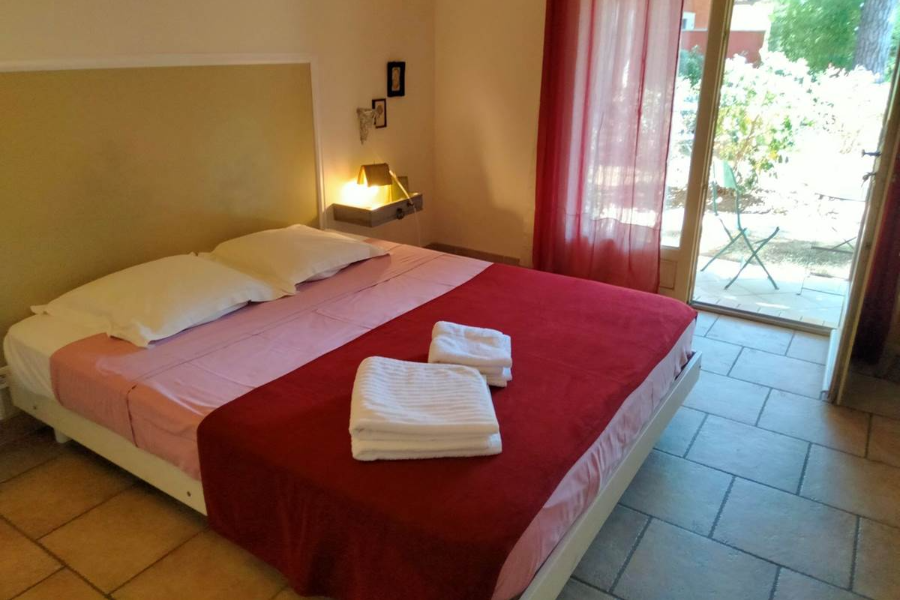 LA BASTIDE DES PINS