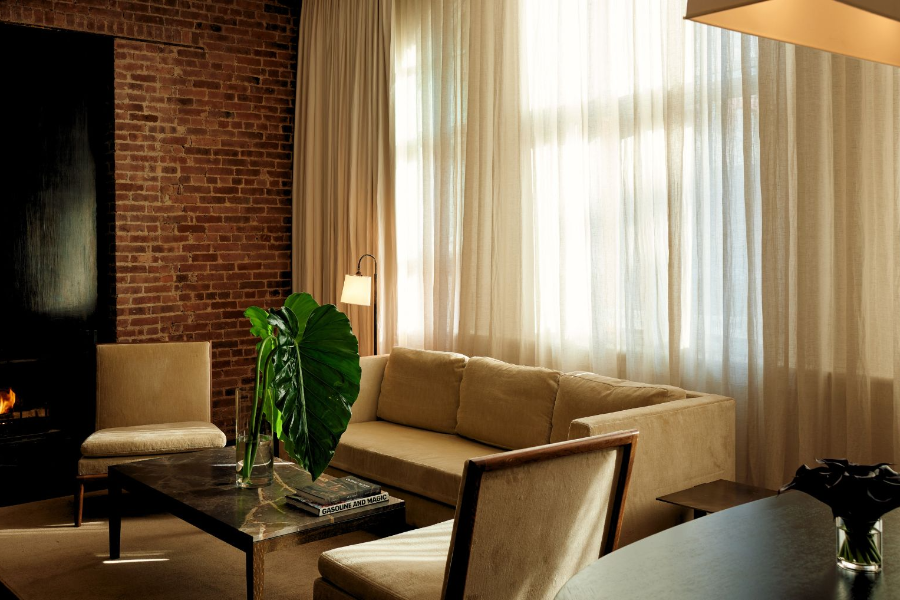 THE MERCER