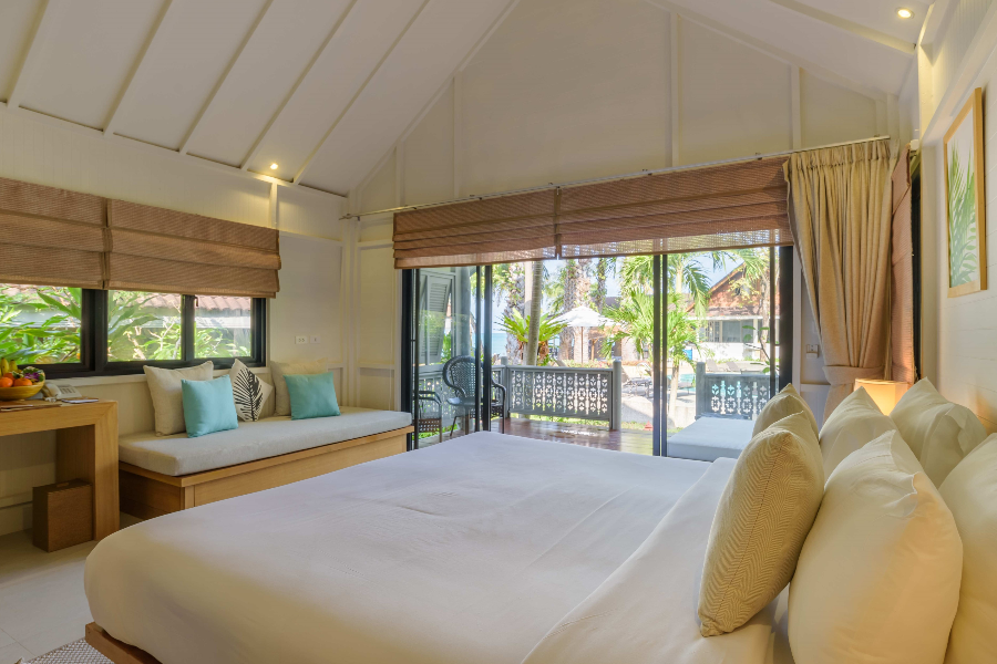Villa Pool View Bedroom - Paradise Beach Resort Samui