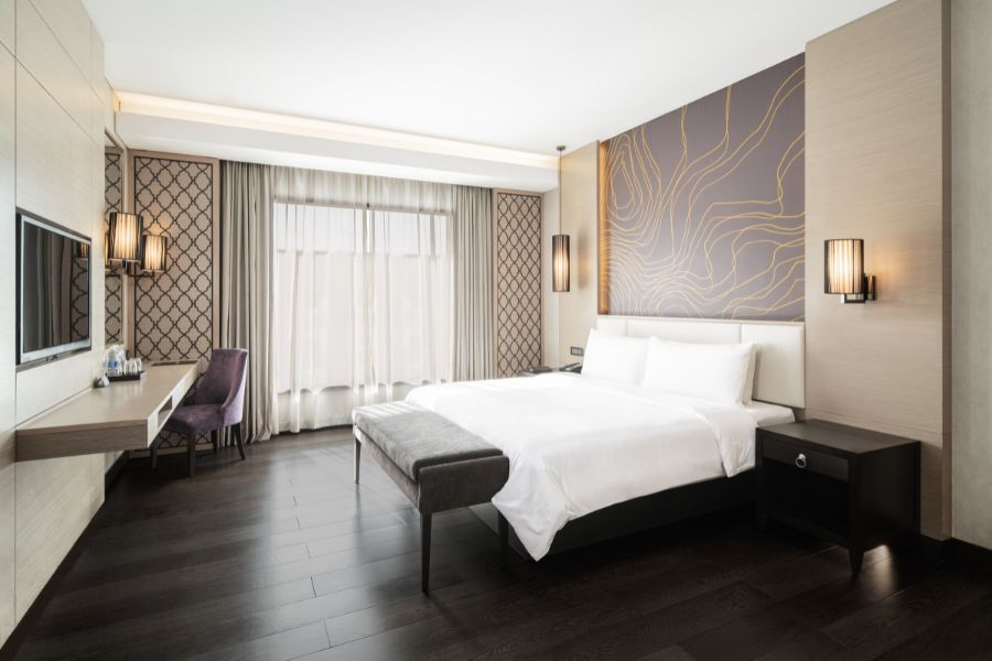 Suite with Lounge Access - Radisson Collection Muscat, Hormuz Grand
