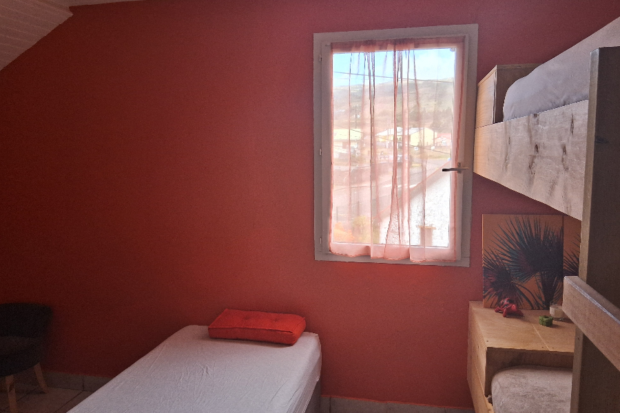 chambre magma - lamaisoncouleurvolcan.fr