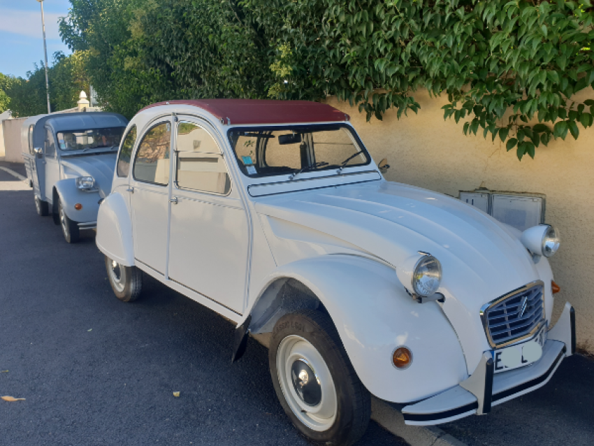 Balades gourmandes en 2cv